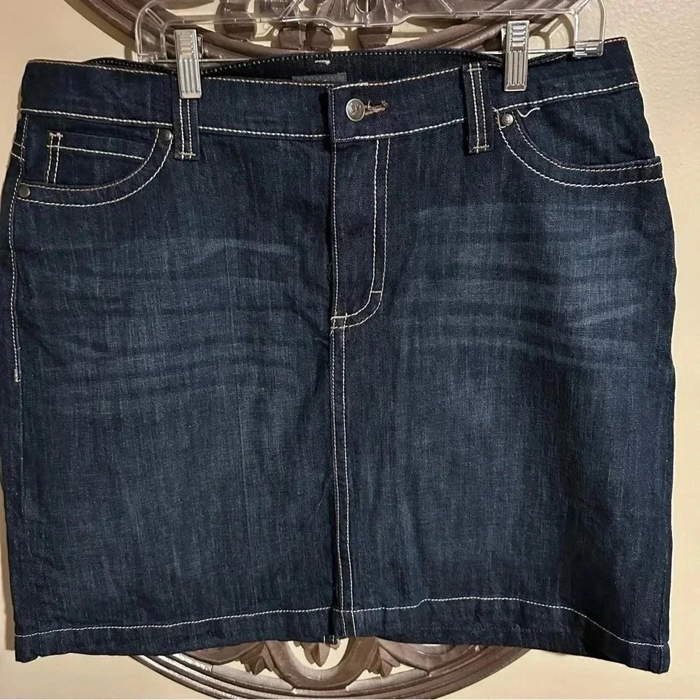 Cabelas jeans mini skirt